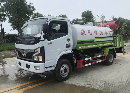 5方灑水車參數(shù)_國六東風(fēng)福瑞卡5方綠化灑水車3